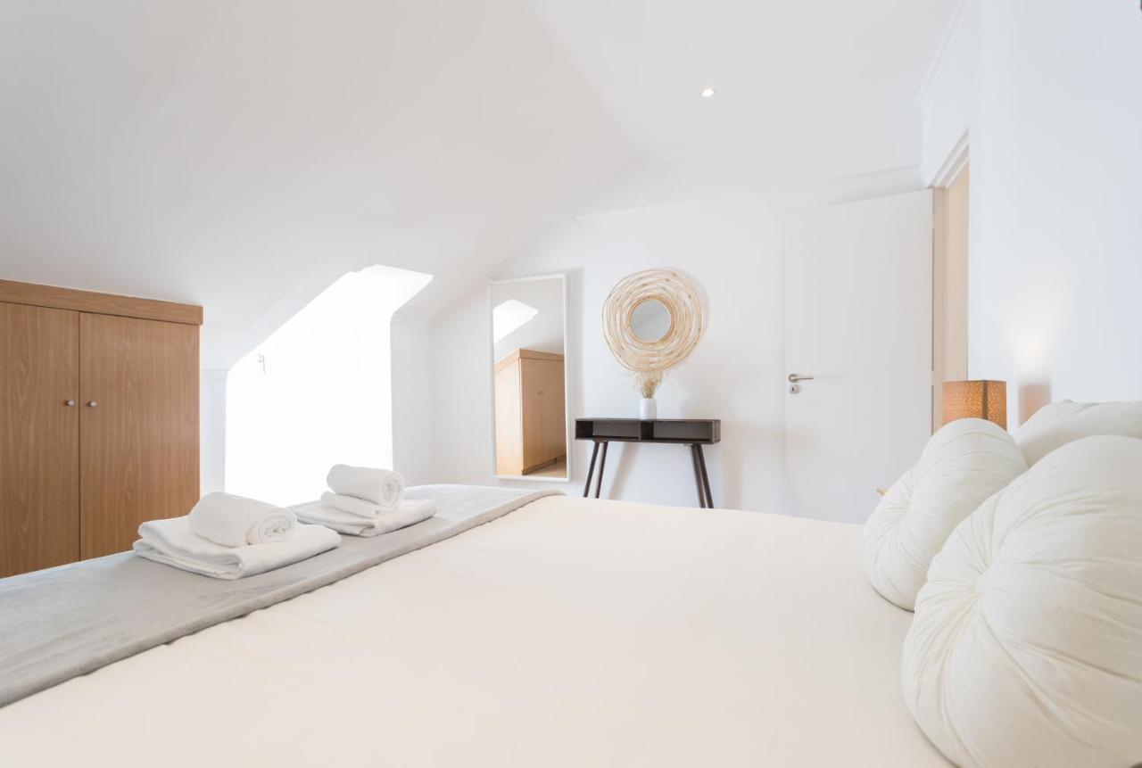 Rato Cozy 3Br W/Balcony - By Lu Holidays Apartment Lisbon Exterior photo