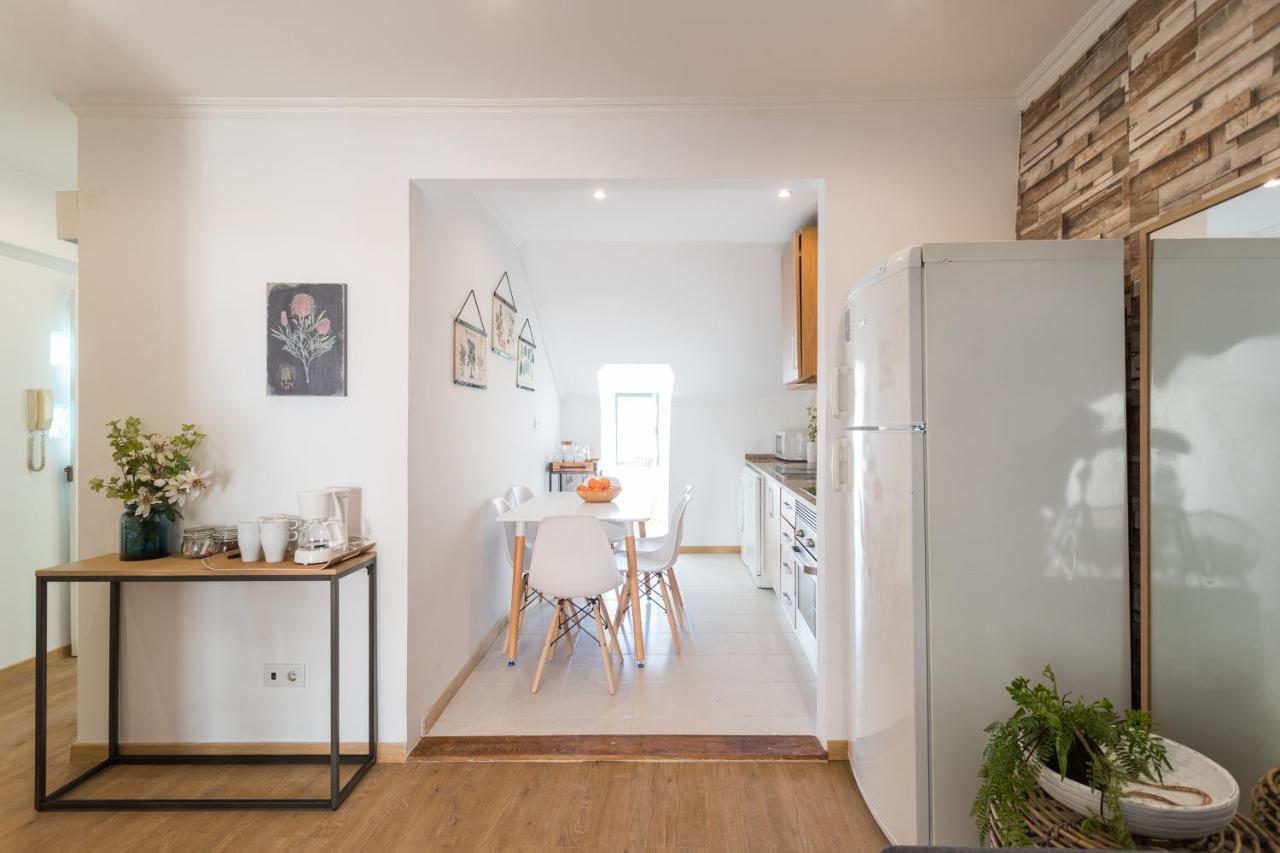 Rato Cozy 3Br W/Balcony - By Lu Holidays Apartment Lisbon Exterior photo